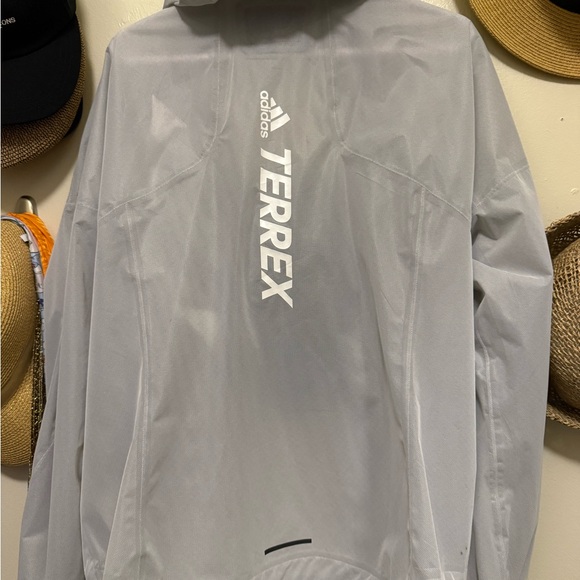 Adidas Gray winderbreaker - Picture 4 of 4